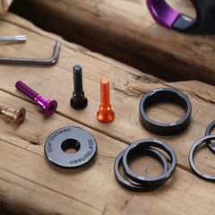 E13 Stem Top Cap & Headset Spacer Kit incl. Bolt